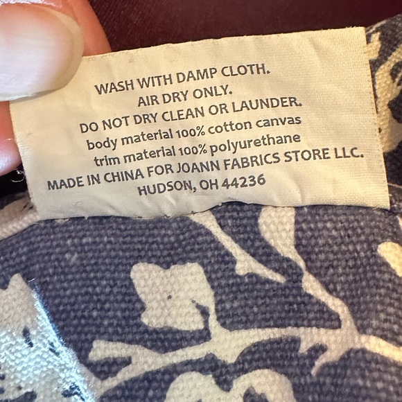 Joann Fabrics reversible canvas large tote bag detachable pouch blue bird cotton - Picture 3 of 16